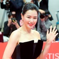 Penampilan Honey Lee di acara pembukaan BIFF 2018.