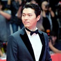 Penampilan Hyun Bin di acara pembukaan BIFF 2018.