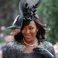 Naomi Campbell terlihat cantik di pernikahan Putri Eugenie.