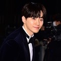 Penampilan Junho 2PM di ajang penghargaan Blue Dragon Film Awards 2018. Penampilan Junho 2PM di ajang penghargaan Blue Dragon Film Awards 2018.