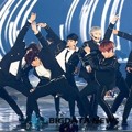 Wanna One Saat Tampil di Melon Music Awards 2018