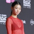 Yoon Young Bae di Red Carpet MAMA 2018 Korea