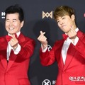 Tae Jin Ah dan Kangnam tampil beda dengan setelan merah di KPMA 2018.