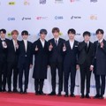 Wanna One di Red Carpet SBS Gayo Daejun 2018