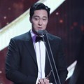 So Ji Sub Raih Piala Daesang