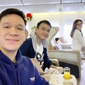 Ruben Onsu Bersama Sarwendah dan Jordi Onsu di Pesawat Menuju Dubai