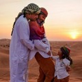 Ruben Onsu Bersama Sang Istri dan Buah Hati di Padang Pasir Al Habab