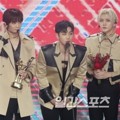 NU'EST W meraih piala Bonsang di Golden Disc Awards 2019 divisi album fisik.