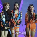 Mamamoo Raih Piala Bonsang