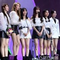 G-Friend Raih Piala Dance Performance Award