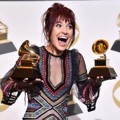 Lauren Daigle Bawa Pulang 2 Piala Grammy Awards 2019