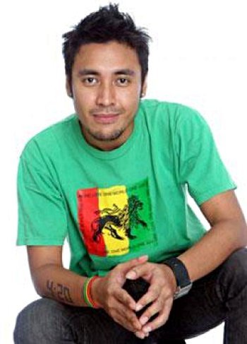 situs gay indonesia Nude phots women models exercies