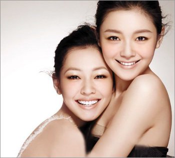 Barbie Hsu dan Adiknya Jalani Operasi Plastik
