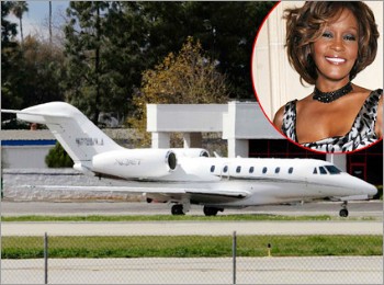 Jenazah Whitney Houston Sedang Diterbangkan ke New Jersey