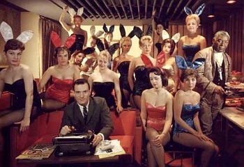 Warner Bros Garap Film Biopik Pendiri 'Playboy' Hugh Hefner