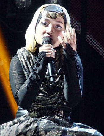 Fatin Akan Nyanyi Soundtrack Film Shakespeare di 'X Factor'