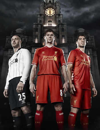 Pamer Jersey Baru, Liverpool Tetap Pertahankan Luis Suarez