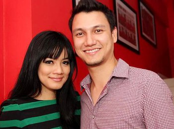 Titi Kamal Akhirnya Hamil Anak Pertama?