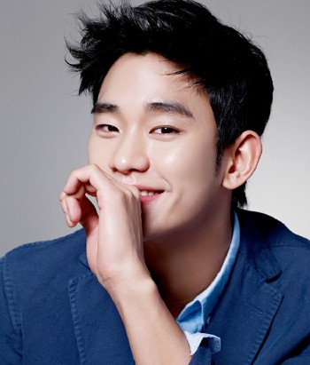 Kim Soo Hyun Pernah Dipanggil Dosen Karena Tulisannya Jelek