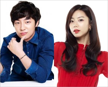 Roy Kim Bantah Pacaran dengan Aktris Serial 'Flower Boy Next Door'
