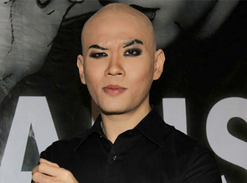  Deddy  Corbuzier  Populerkan Diet OCD  via Aplikasi Android