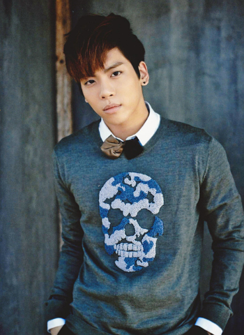 Netizen Ilbe Kritik Jonghyun SHINee Dukung Transgender