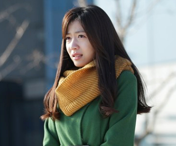 Hwayoung Eks T-ara Alami Kecelakaan Mobil Ringan