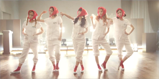 Crayon Pop Tampilkan Dance Unik Baru di MV 'Uh-ee'
