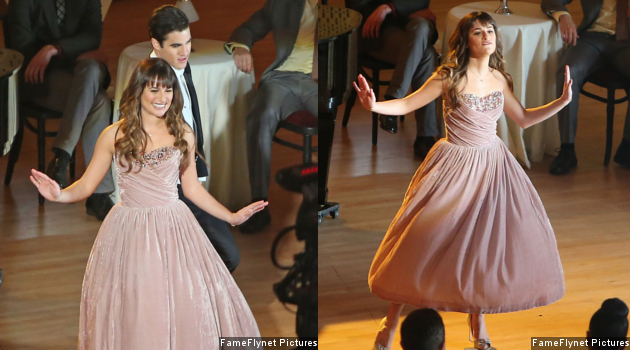 Cantiknya Lea Michele Pakai Gaun Karya Sebastian Gunawan Cantiknya Lea Michele Pakai Gaun Karya Sebastian Gunawan