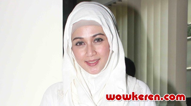 Dina Lorenza Jadi Korban Keisengan Anak Semenjak Hamil