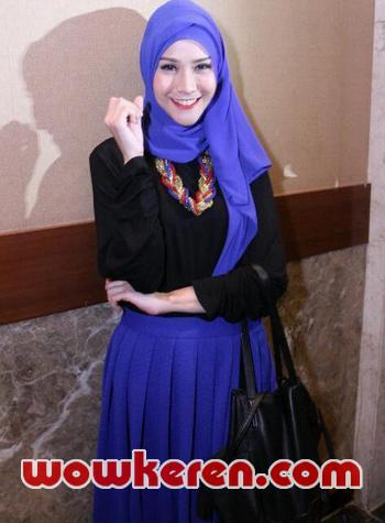 Meski Berhijab, Zaskia Adya Mecca Tetap Gemari Penampilan Kasual