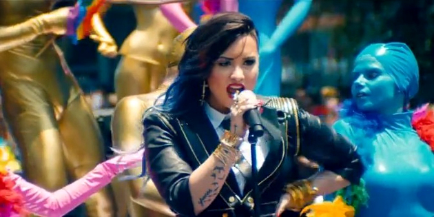 Demi Lovato Unggah MV Duet dengan Cher Lloyd 'Really Don't Care'