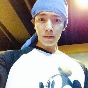 Hapus Akun Lama, Donghae SuJu Buat Instagram Baru