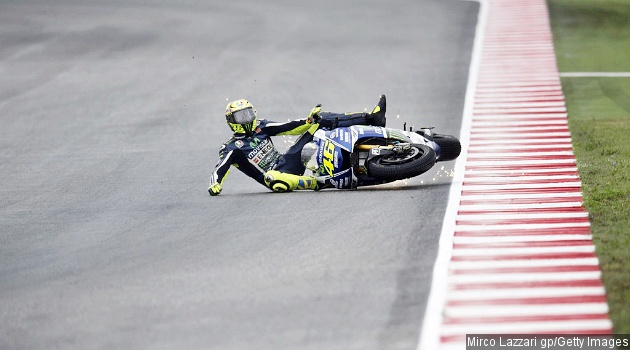 Valentino Rossi Kecewa Karena Terjatuh Saat Sesi Latihan di Misano