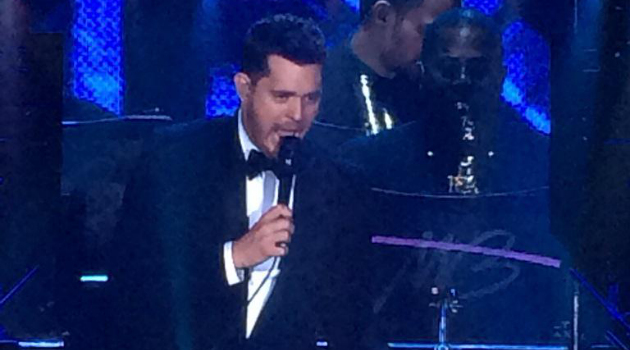 Michael Buble Sukses Bikin Ngakak Fans di Konser Jakarta