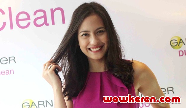 Pevita Pearce Disebut-Sebut Pacaran dengan Anak Pemilik Blue Bird Group