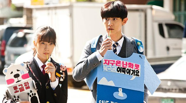 Chanyeol dan Moon Ga Young Lebih Mirip Kakak Adik di 'Jang  Chanyeol dan Moon Ga Young Lebih Mirip Kakak Adik di 'Jang