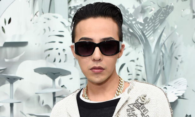 G-Dragon Tambahkan Tato Pistol Jelang Comeback Big Bang