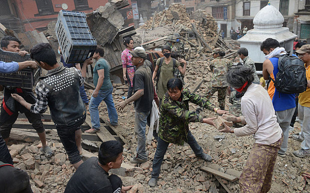 Gempa Nepal Diperkirakan Telah Menelan Paling Tidak 3.800 Gempa Nepal Diperkirakan Telah Menelan Paling Tidak 3.800