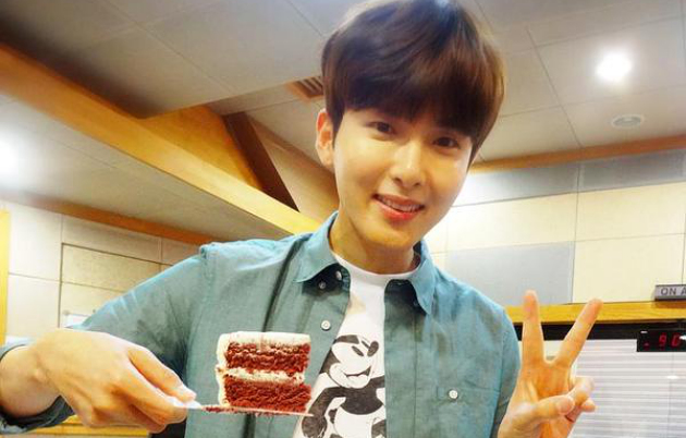 Eunhyuk Pamer Gaya Aegyo dan Ucap Ultah ke Ryeowook
