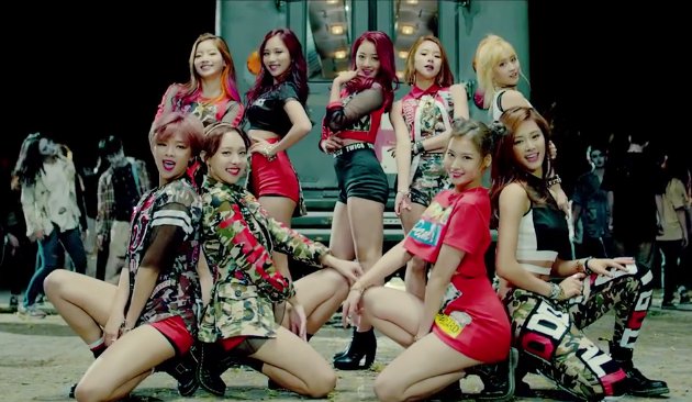 Ngeri, Grup Baru JYP Twice Dikelilingi Zombie di Teaser MV 'Ooh-Ahh'