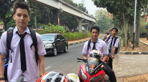 Steven William Pakai Vespa di 'Anak Jalanan', Motor Balap Boy Kemana?
