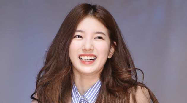 Suzy Ketahuan Punya Tato  Love di Jari  Manis  untuk Lee 