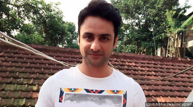 Pamer Foto di Bandara, Netter Duga Rohit Bhardwaj ke Indonesia