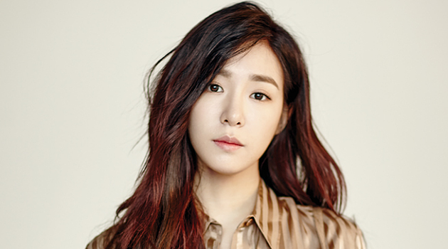 Tiffany SNSD Pamer Tato  di Jari  Manis  Fans Debat Itu 