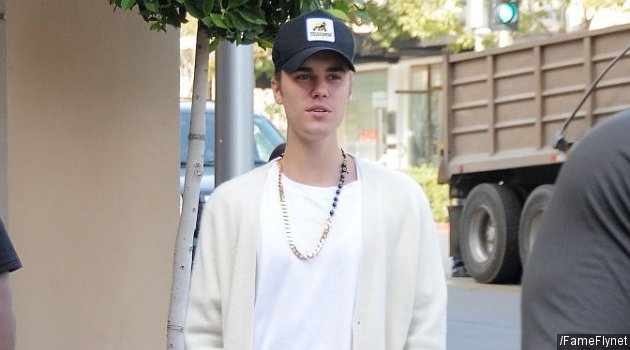 Cuma Pakai Handuk Justin Bieber Pamer Gaya Rambut Baru Cuma Pakai Handuk Justin Bieber Pamer Gaya Rambut Baru