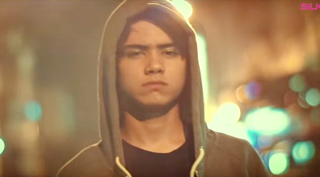 Baru Rilis Video Klip Pergi Dari Hatiku Aliando Bikin Fans Ketagihan Baru Rilis Video Klip Pergi Dari Hatiku Aliando Bikin Fans Ketagihan
