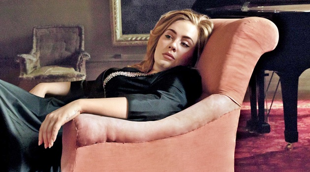 Sudah Dinanti, Adele Akhirnya Konfirmasi Tampil di Glastonbury Festival 2016