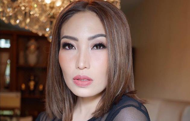 Bantah Lihat Jawaban Ayu Dewi Akui Tertawa  Karena Tulisan  