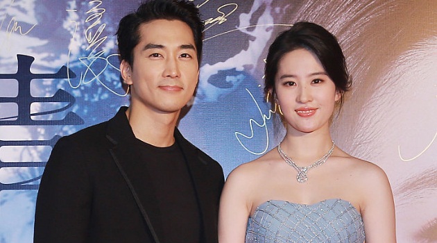 Dikabarkan Putus dengan Liu Yi Fei, Song Seung Hun Malah Makin Mesra